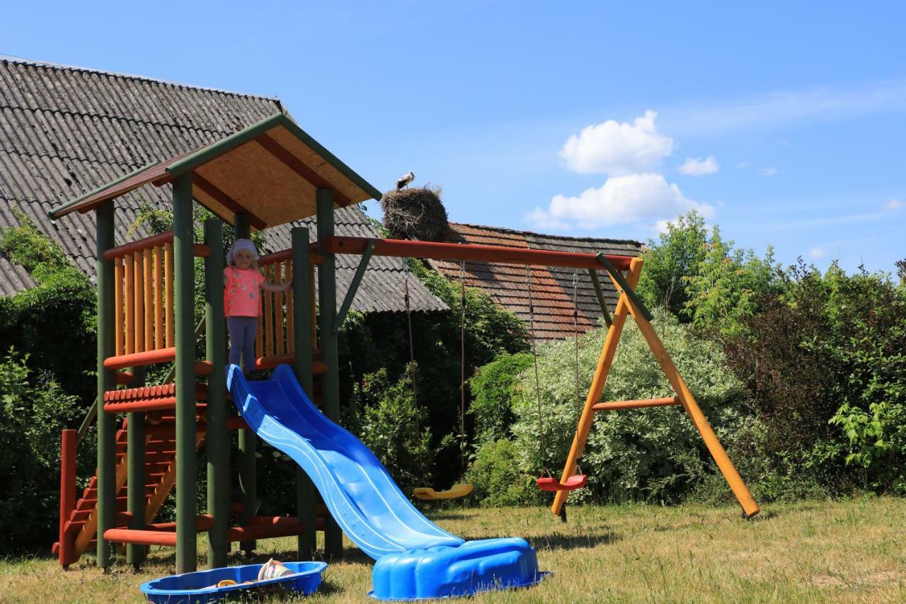 Przytulny Kat Apartment Bialowieza Exterior photo