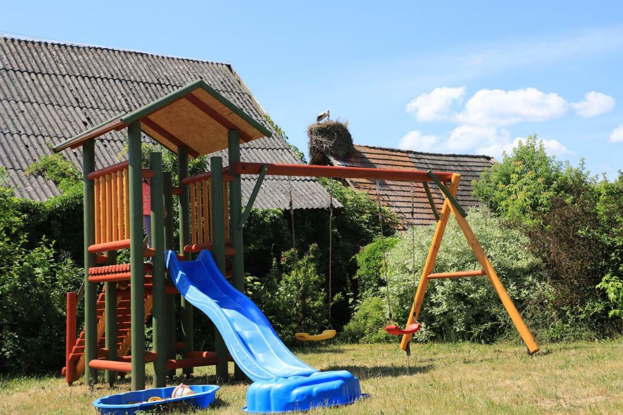 Przytulny Kat Apartment Bialowieza Exterior photo